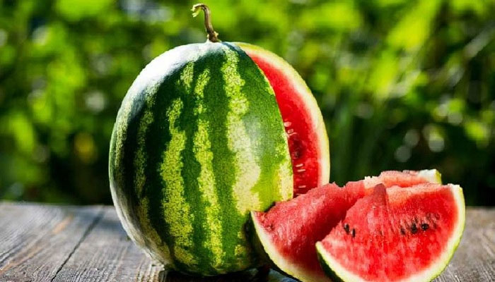 গ্রীষ্মে ৪ উপকার পেতে খান তরমুজ